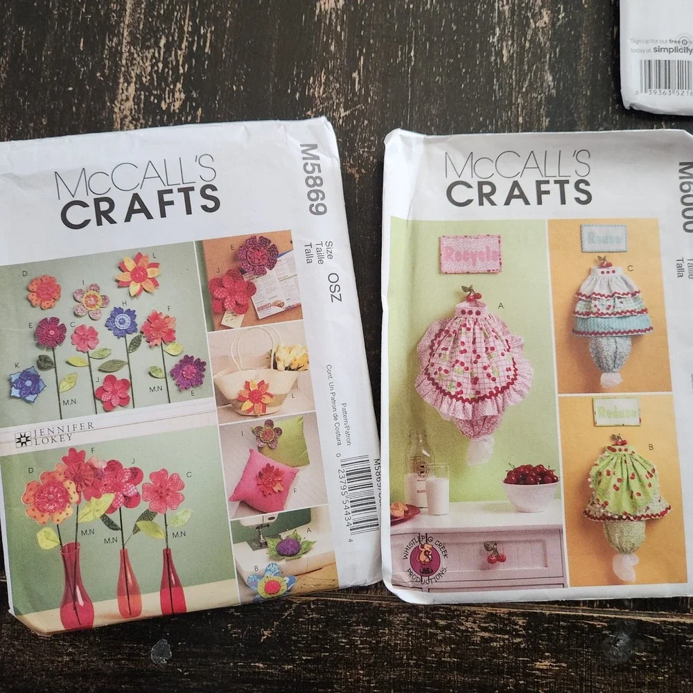 Lot of 10 Sewing Patterns McCalls Simplicity Home Decor Crafts Pillows Curtains